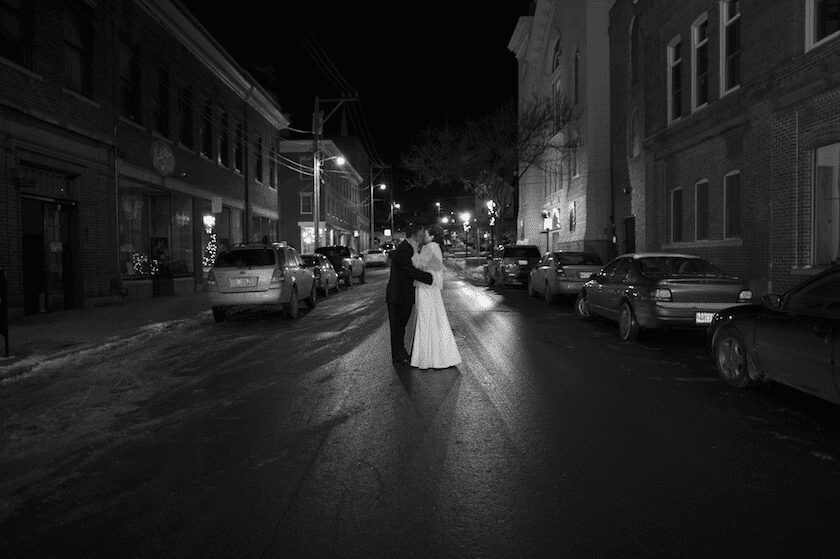 street kiss