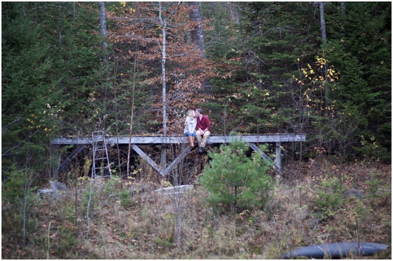 engagement photos in the Maine woods
